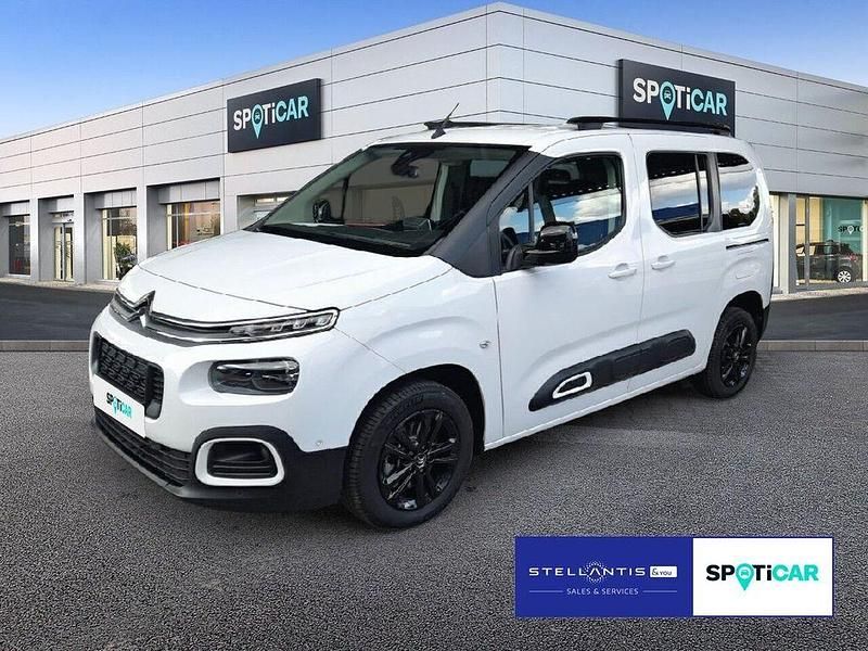 Weiß Gebraucht 2023 Citroën Berlingo Feel Van / Kleinbus | 25.290 € (Fairer Preis) - Bild 1/4