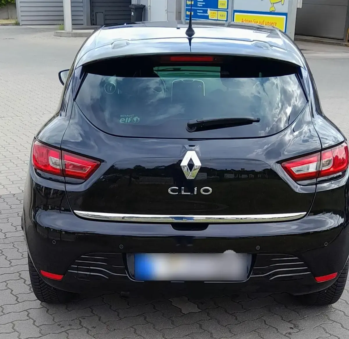 Gebraucht Renault Clio LIMITED 73 PS (53 kW) 2016 Schwarz Kleinwagen