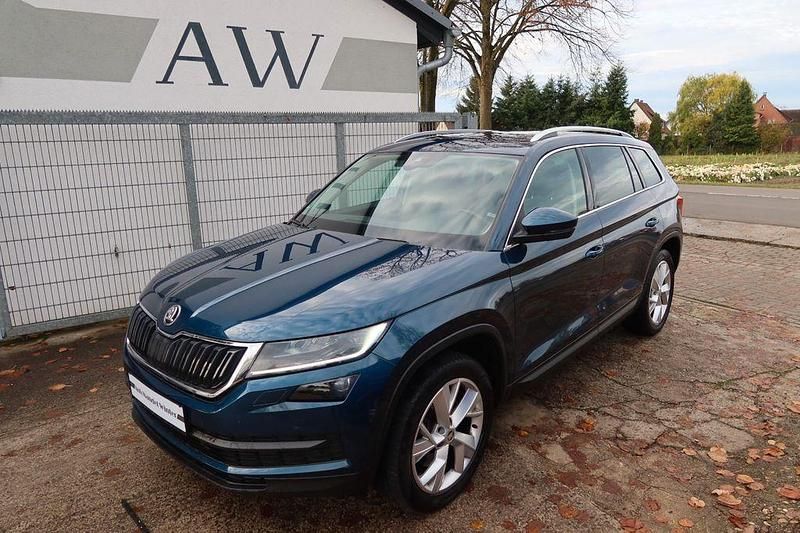 Blau Gebraucht 2017 Skoda Kodiaq Style SUV | 16.700 € (Superpreis) - Bild 1/4