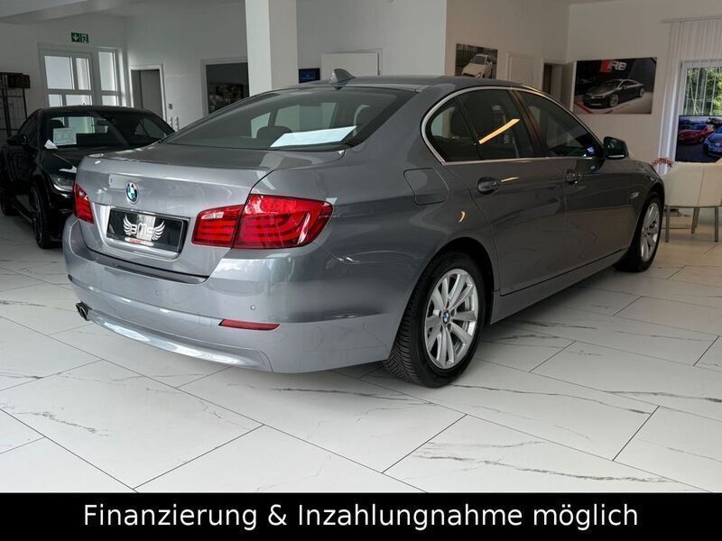 Gebraucht BMW 523 204 PS (150 kW) 2010 Grau Limousine