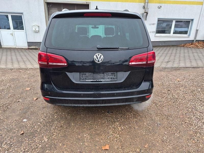 Gebraucht VW Sharan Sound 150 PS (110 kW) 2017 Schwarz Van / Kleinbus