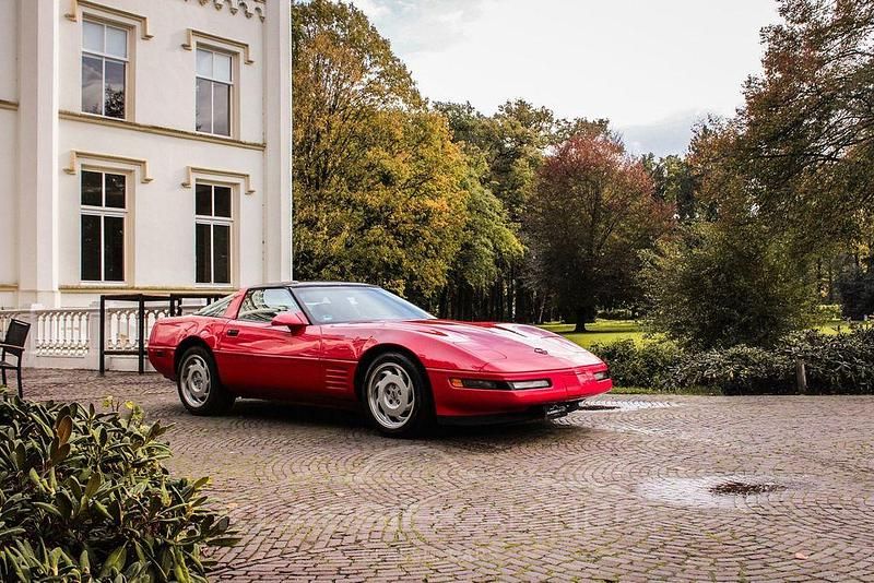 Rot Gebraucht 1992 Chevrolet Corvette Coupé | 19.950 € - Bild 1/4
