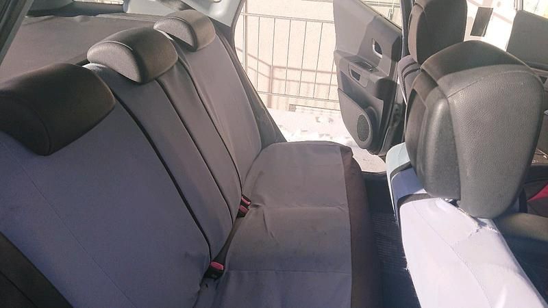 Gebraucht Kia Ceed 109 PS (80 kW) 2008 Silber Kleinwagen