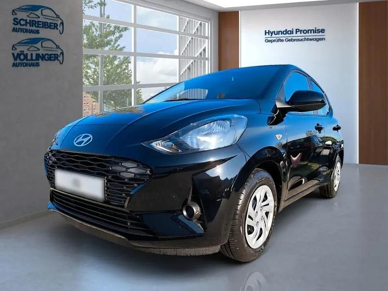 Gebraucht Hyundai i10 Select 66 PS (48 kW) 2025 Phantom black Kleinwagen
