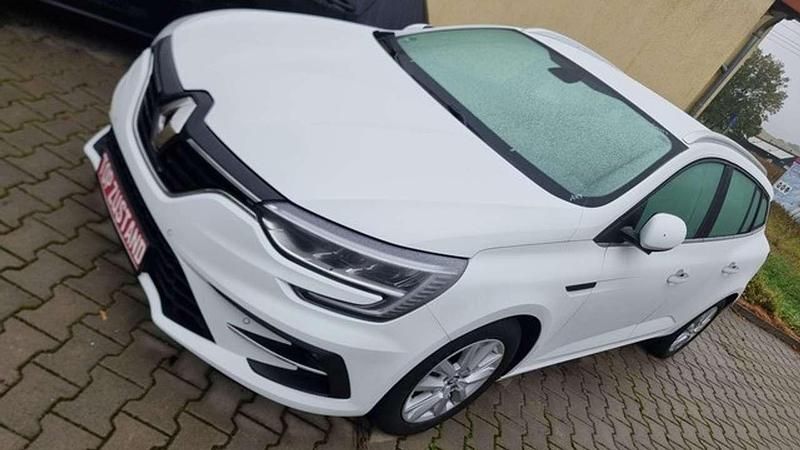 Weiß Gebraucht 2022 Renault Mégane GrandTour Business Kombi | 13.498 € (Fairer Preis) - Bild 1/4