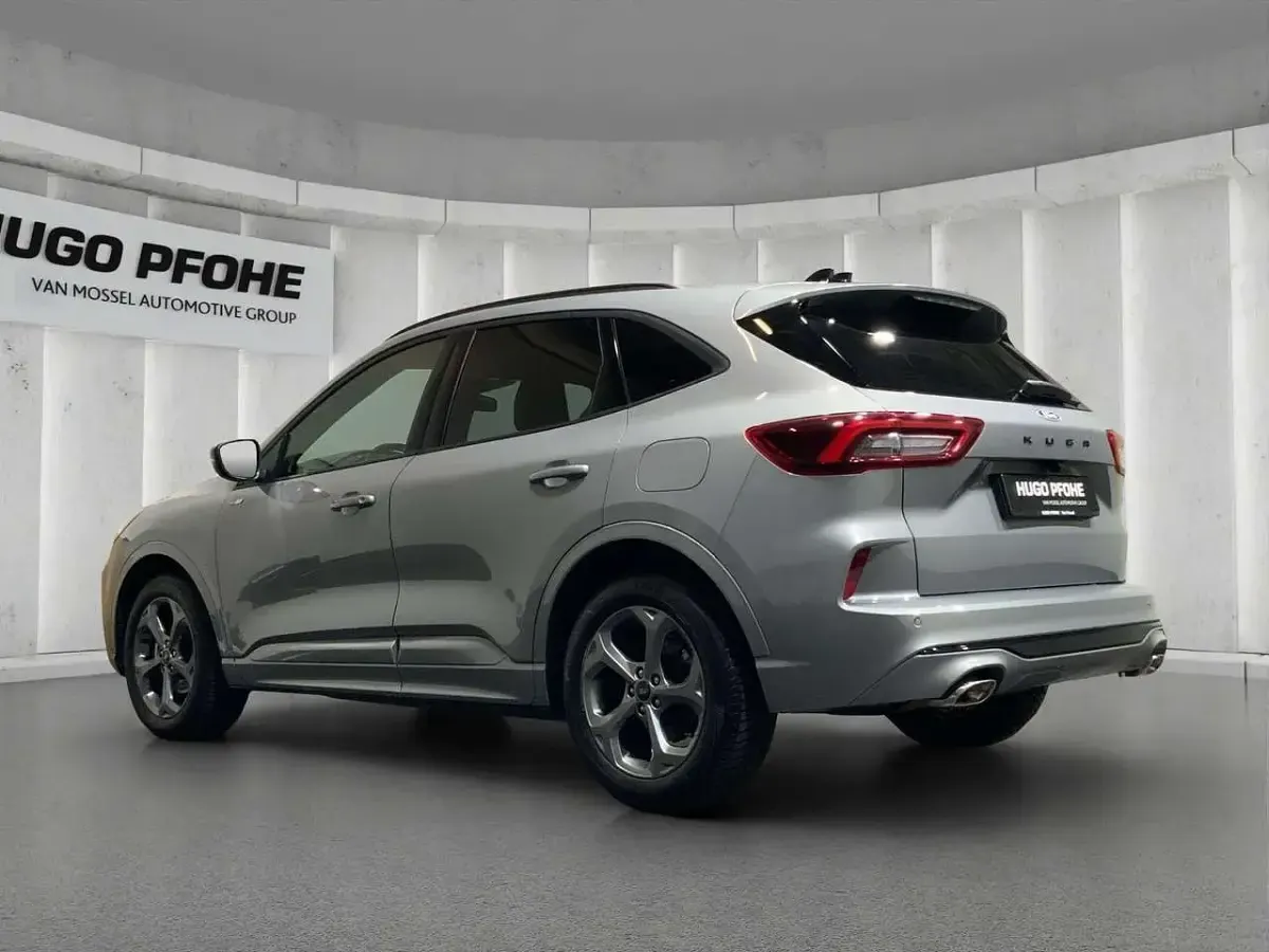 Gebraucht Ford Kuga ST-Line 186 PS (136 kW) 2025 Solar silver metallic SUV