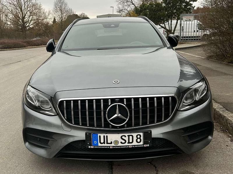 Gebraucht 2019 Mercedes E400 AMG Kombi | 29.900 € (Superpreis) - Bild 1/4