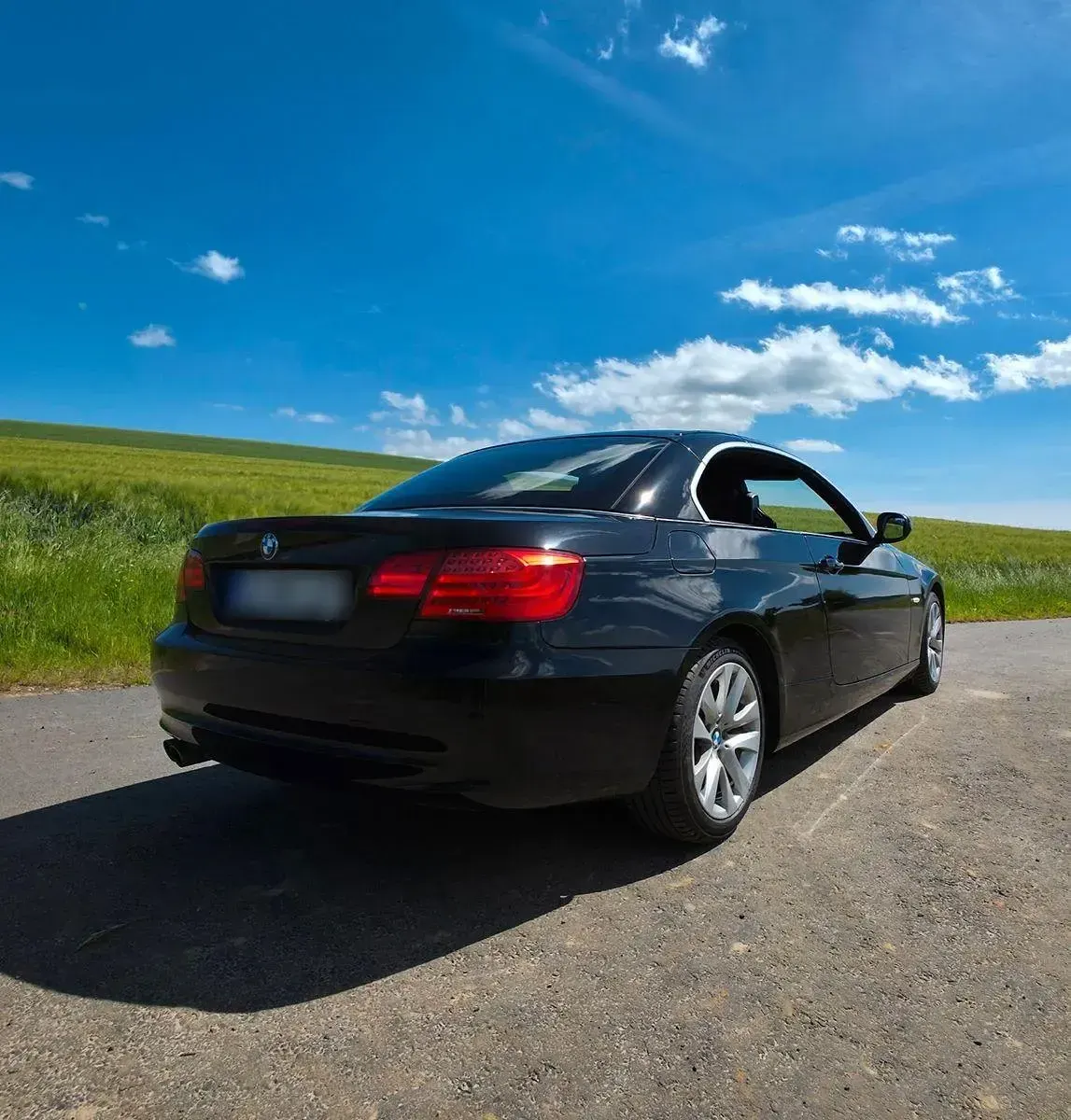Gebraucht BMW 330 Cabriolet Sport Line 245 PS (180 kW) 2010 Schwarz Cabrio