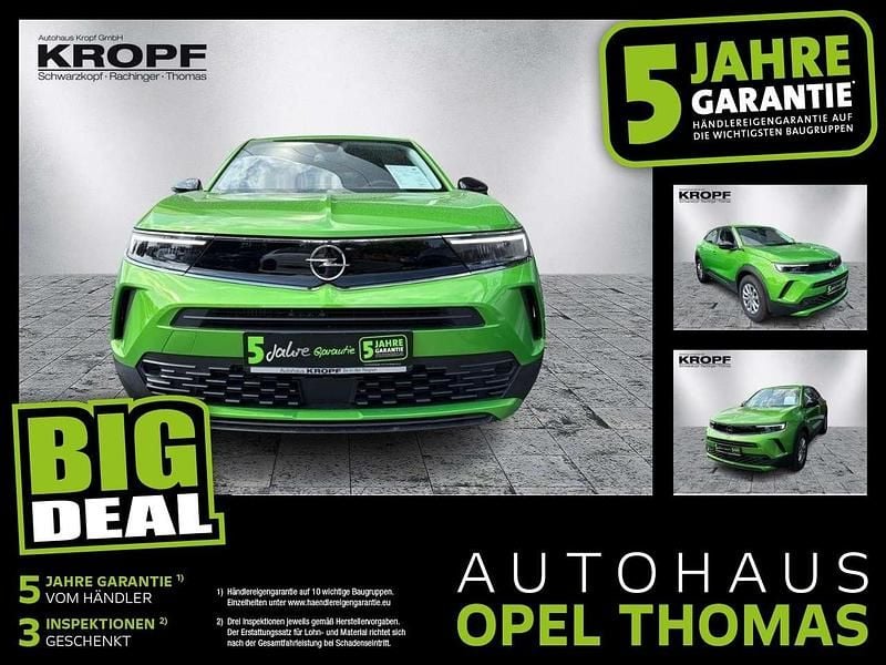 Lackierung matcha green/typ au Gebraucht 2023 Opel Mokka Enjoy SUV | 17.975 € (Fairer Preis) - Bild 1/4