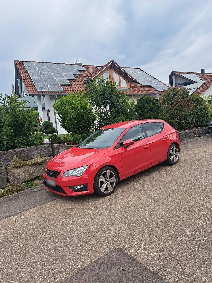 Gebraucht Seat Leon FR 125 PS (91 kW) 2013 Rot Limousine