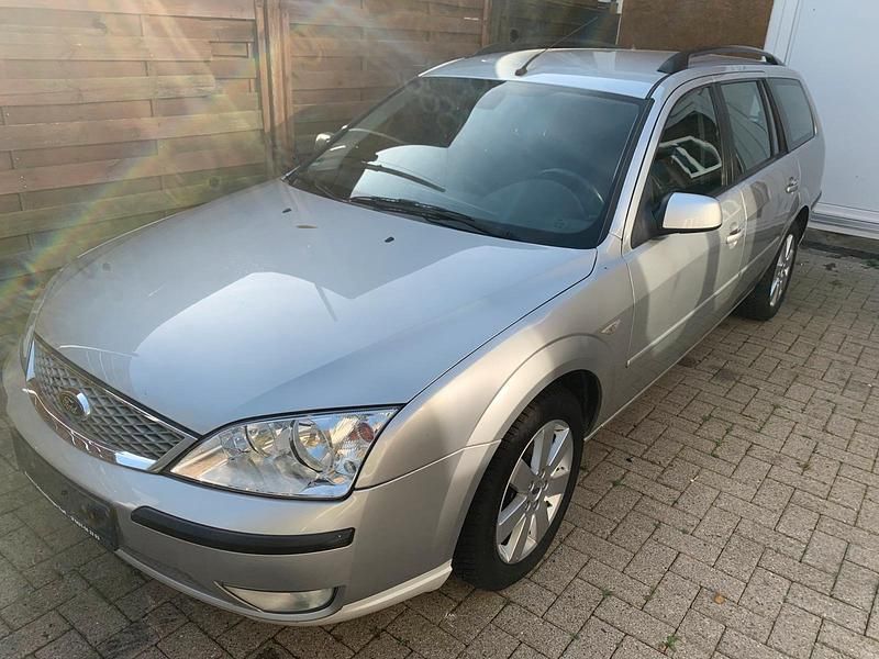 Silber Gebraucht 2007 Ford Mondeo Kombi | 1.850 € - Bild 1/4