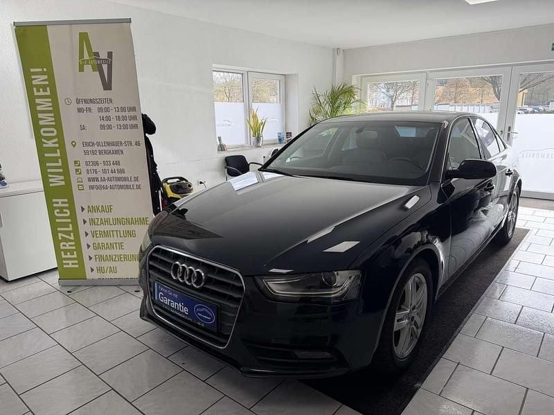 Gebraucht Audi A4 Ambition 150 PS (110 kW) 2014 Mondscheinblau metallic Limousine