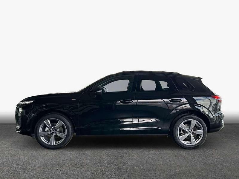 Neu Audi Q3 S-Line 150 PS (110 kW) 2026 Grau SUV