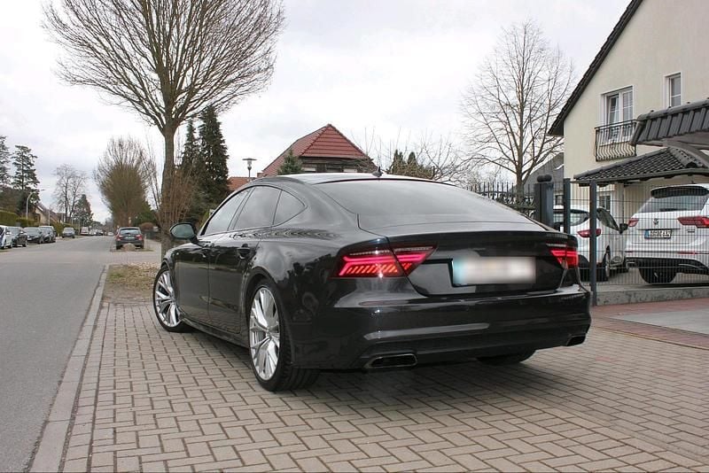 Gebraucht Audi A7 S-Line 217 PS (159 kW) 2015 Grau Kleinwagen