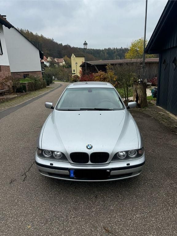 Gebraucht BMW 535 245 PS (180 kW) 1999 Silber Limousine