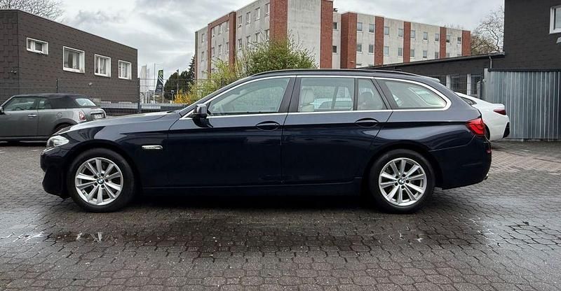 Gebraucht BMW 520 Performance 184 PS (135 kW) 2010 Blau Limousine
