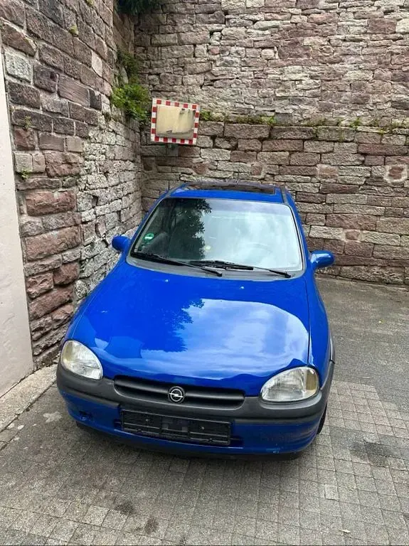Gebraucht Opel Corsa 45 PS (33 kW) 1996 Blau Kleinwagen