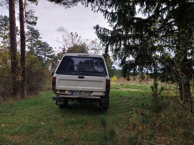 Gebraucht Toyota HiLux 83 PS (61 kW) 1994 Weiß Pickup