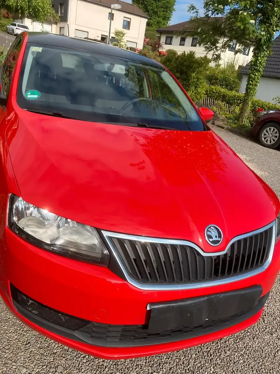 Gebraucht Skoda Rapid Cool Edition 95 PS (69 kW) 2017 Rot Kleinwagen