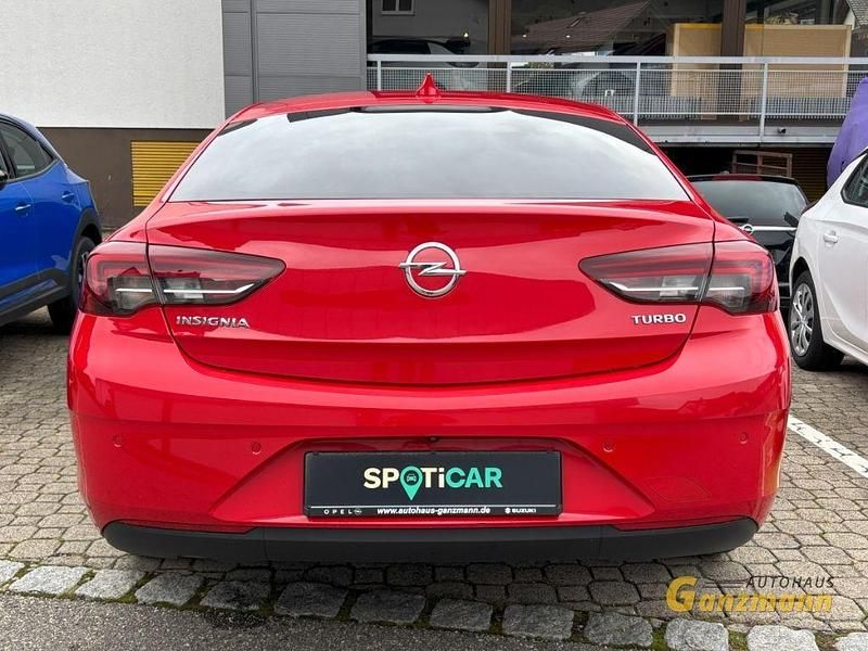 Gebraucht Opel Insignia Edition 140 PS (102 kW) 2017 Rot Limousine
