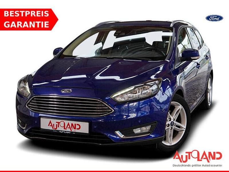 Blau Gebraucht 2017 Ford Focus Titanium Kombi | 11.990 € (Teuer) - Bild 1/4