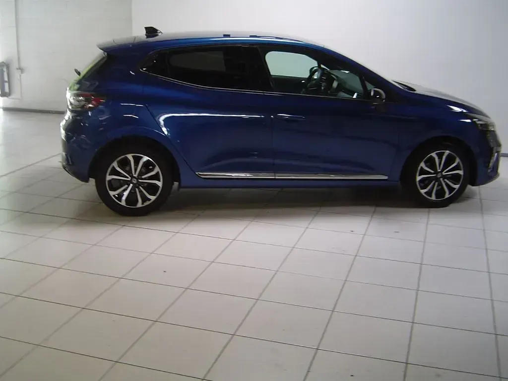 Gebraucht Renault Clio V Techno 91 PS (66 kW) 2025 Stahlblau Limousine