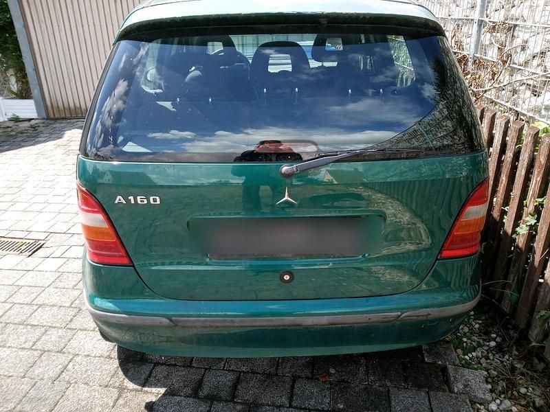 Gebraucht Mercedes A160 102 PS (75 kW) 1999 Grün Kleinwagen