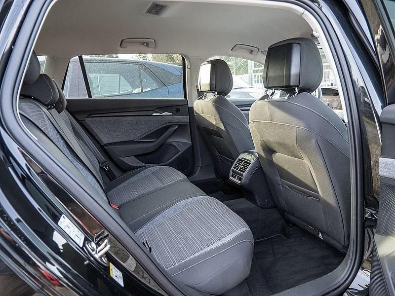 Gebraucht Skoda Superb Selection 150 PS (110 kW) 2025 Schwarz Kombi