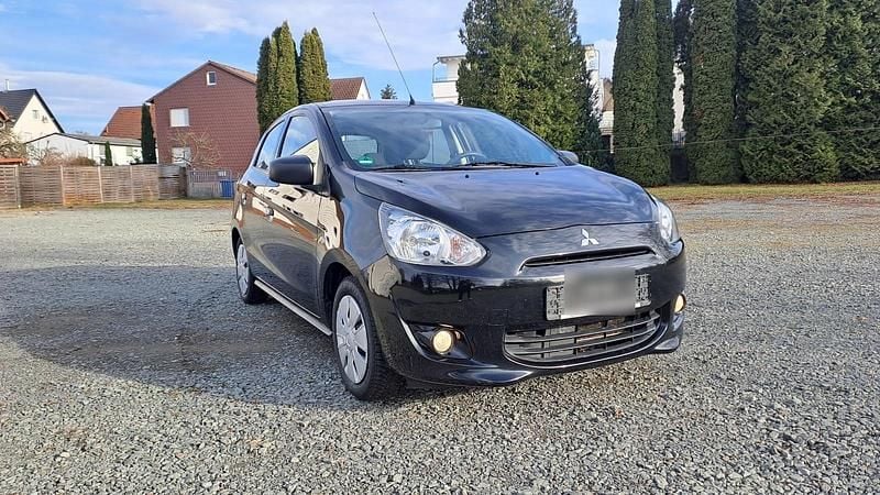 Schwarz Gebraucht 2013 Mitsubishi Space Star Kleinwagen | 3.350 € (Fairer Preis) - Bild 1/4