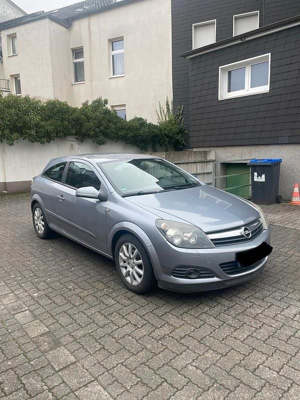 Gebraucht Opel Astra GTC 105 PS (77 kW) 2006 Silber Coupé