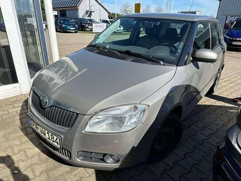 Silber Gebraucht 2009 Skoda Fabia Kleinwagen | 999 € (Superpreis) - Bild 1/4
