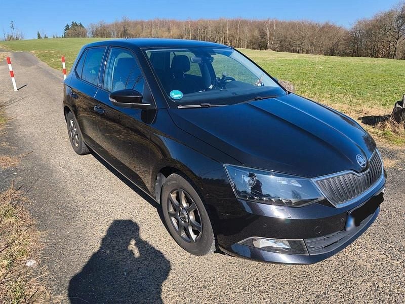 Gebraucht Skoda Fabia Joy 90 PS (66 kW) 2017 Schwarz Kleinwagen