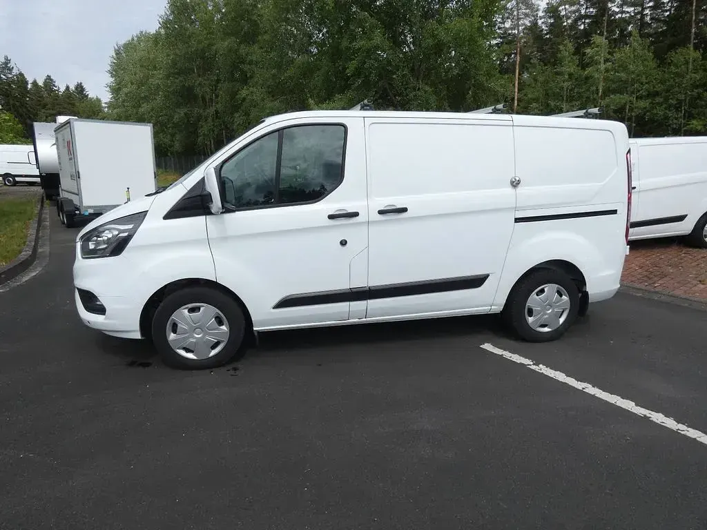 Gebraucht Ford Transit Custom Trend 131 PS (96 kW) 2021 Weiß Van / Kleinbus