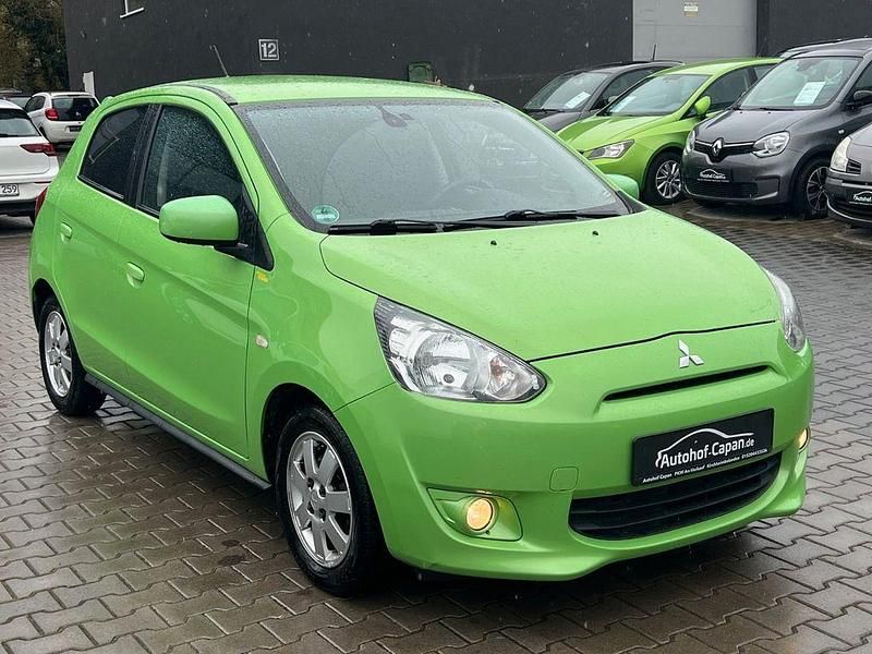 Gebraucht Mitsubishi Space Star 80 PS (58 kW) 2014 Grün Van / Kleinbus