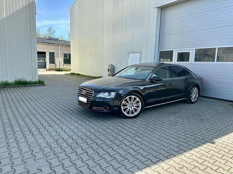 Schwarz Gebraucht 2013 Audi A8L Comfort Limousine | 22.990 € (Fairer Preis) - Bild 1/4