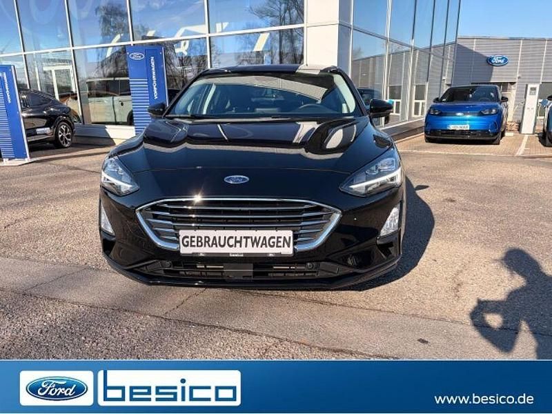 Gebraucht Ford Focus Titanium X 125 PS (91 kW) 2022 Obsidianschwarz metallic (schwarz) Limousine