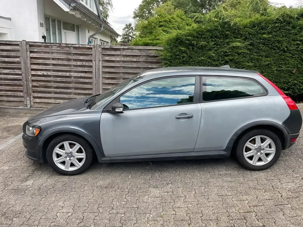 Gebraucht Volvo C30 101 PS (74 kW) 2007 Grau Kleinwagen
