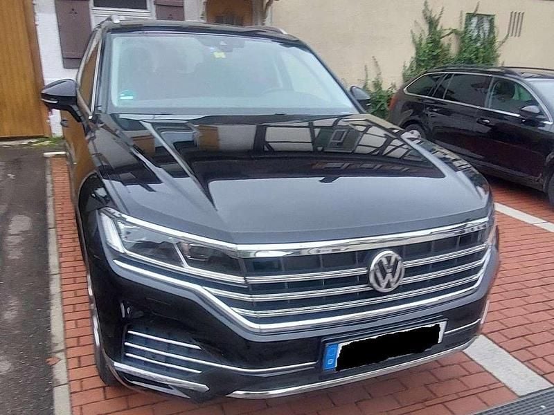 Gebraucht VW Touareg 231 PS (169 kW) 2019 Schwarz SUV