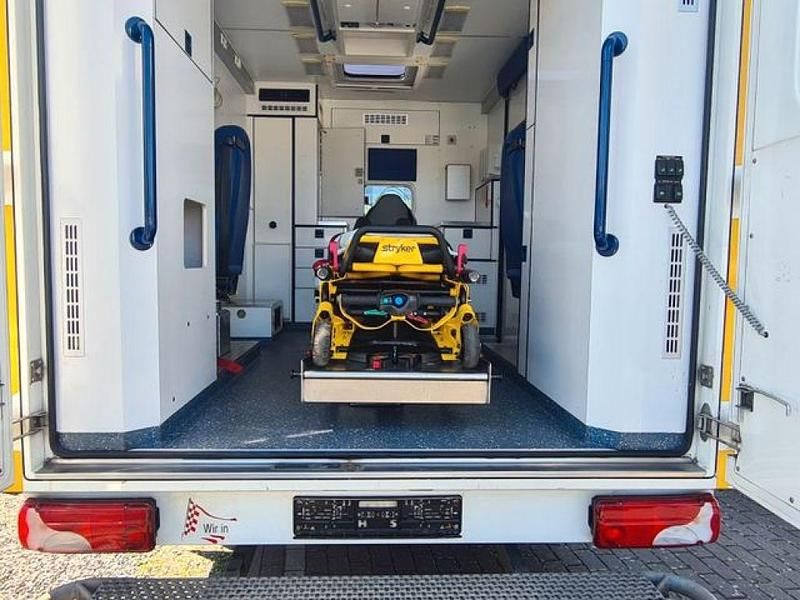 Gebraucht Mercedes Sprinter 150 PS (110 kW) 2007 Reinweiß Van