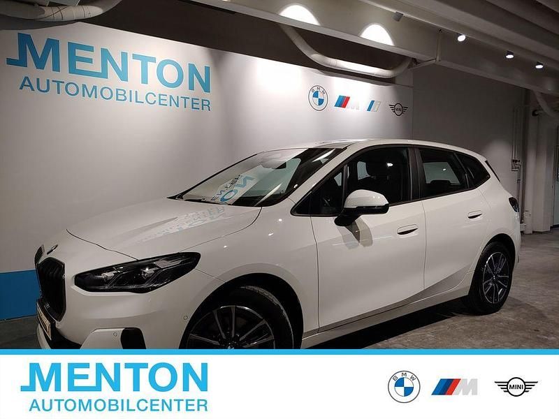 Gebraucht BMW 218 Performance 136 PS (100 kW) 2022 Weiß Van / Kleinbus