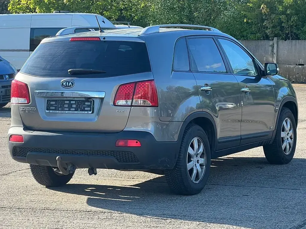 Używany Kia Sorento 197 KM (144 kW) 2011 Srebrny SUV