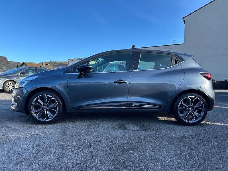 Gebraucht Renault Clio IV Intens 118 PS (86 kW) 2016 Blau Limousine