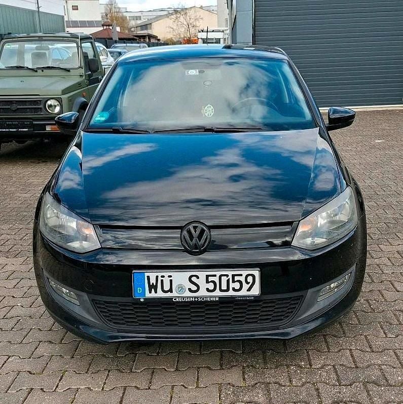 Second-hand VW Polo 75 CP (55 kW) 2011 Negru Hatchback
