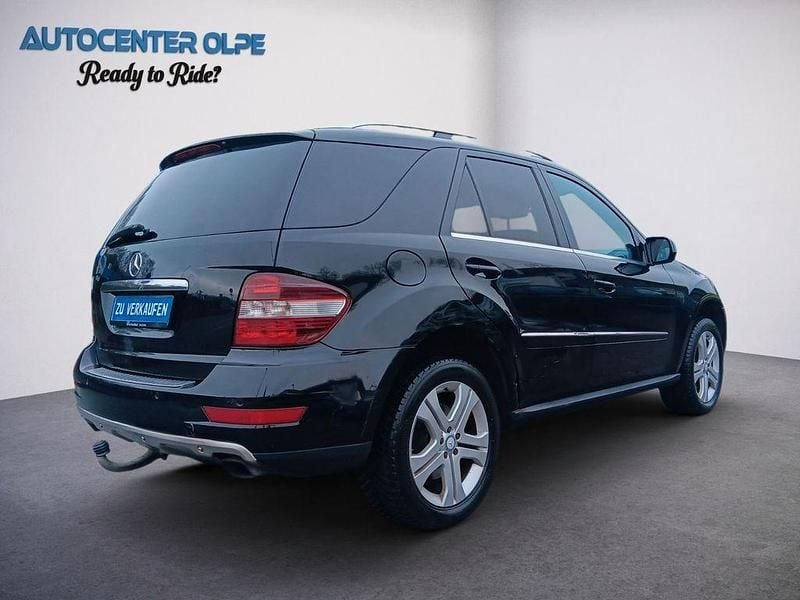 Gebraucht Mercedes ML280 190 PS (139 kW) 2008 Schwarz SUV