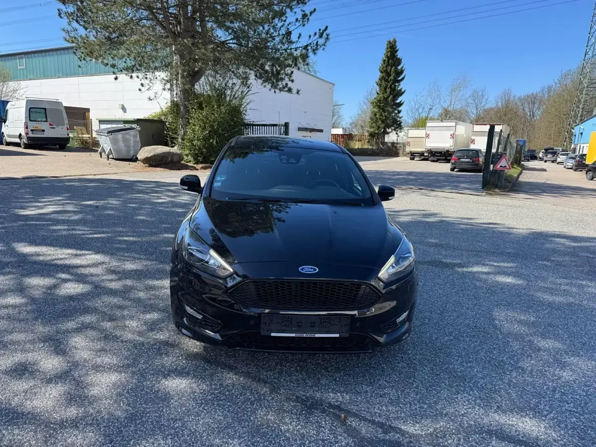 Gebraucht Ford Focus ST-Line 150 PS (110 kW) 2017 Schwarz Kombi
