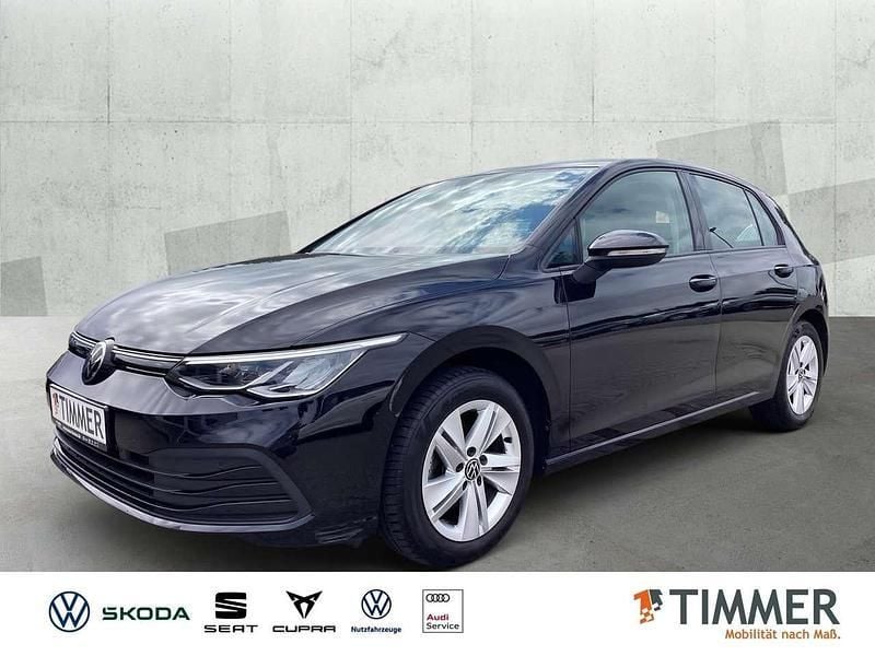 Schwarz Gebraucht 2022 VW Golf VIII Life Limousine | 22.980 € (Fairer Preis) - Bild 1/4