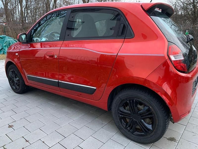 Gebraucht Renault Twingo Luxe 71 PS (52 kW) 2014 Rot Kleinwagen