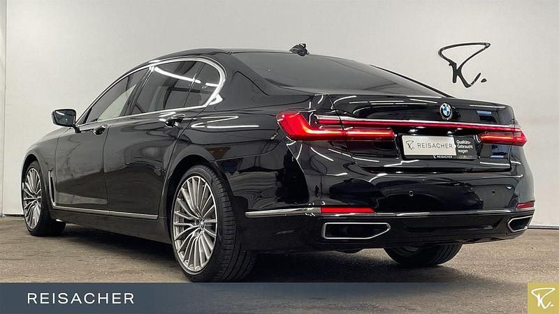 Gebraucht BMW 750L Efficient Dynamics 400 PS (294 kW) 2020 Saphirschwarz metallic Limousine