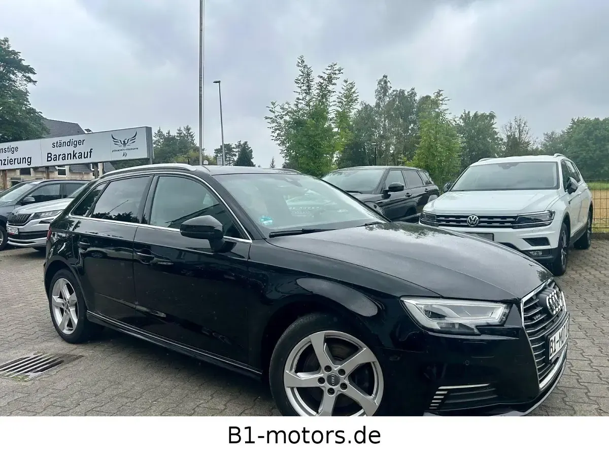 Gebraucht Audi A3 Sportback e-tron Sport 204 PS (150 kW) 2020 Schwarz Kleinwagen