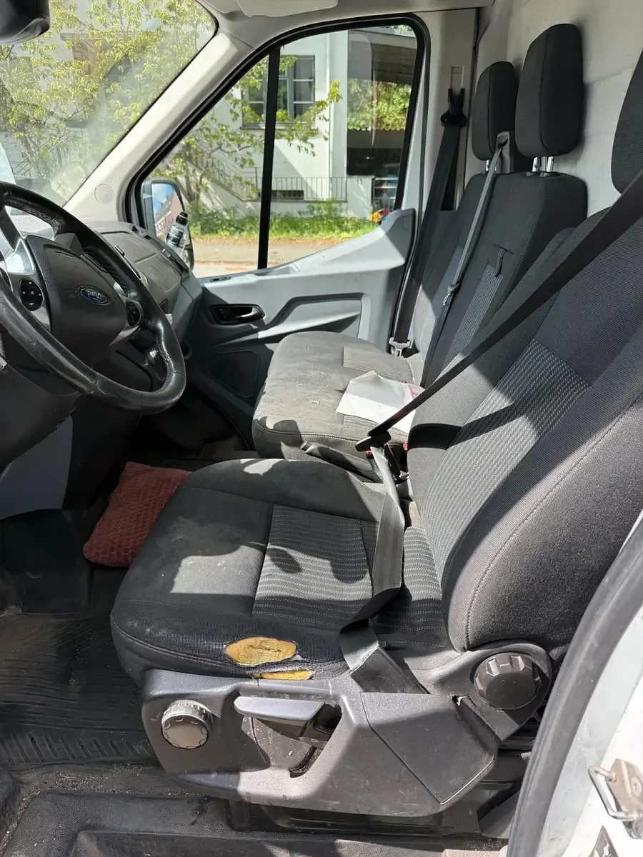 Gebraucht Ford Transit 131 PS (96 kW) 2017 Weiß Van / Kleinbus